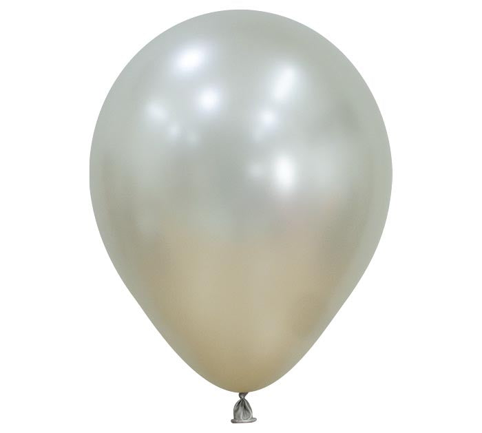 11" Silk Cream Pearl Balloon
