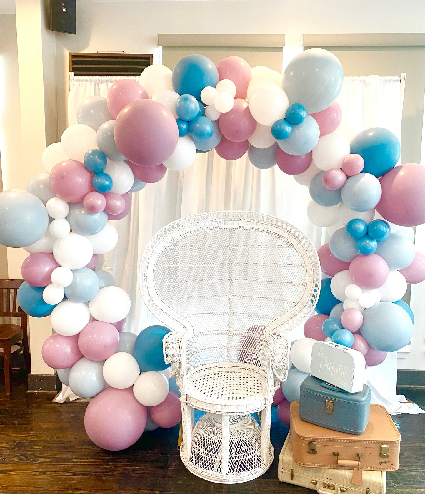Balloon Garland